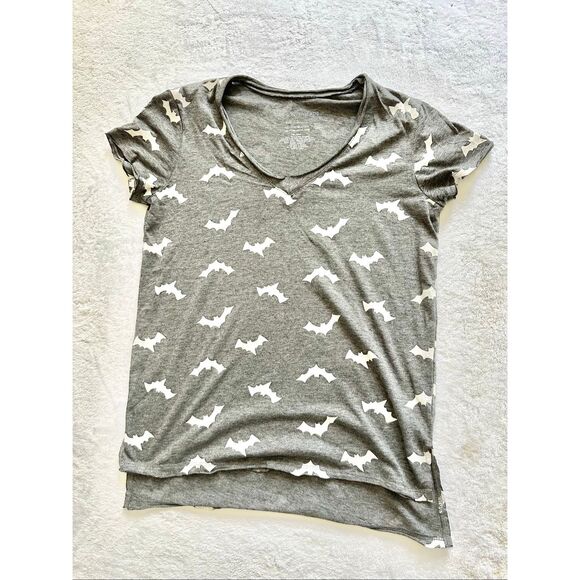 Grayson threads charcoal gray and white Halloween bat T-shirt size S - Picture 2 of 6